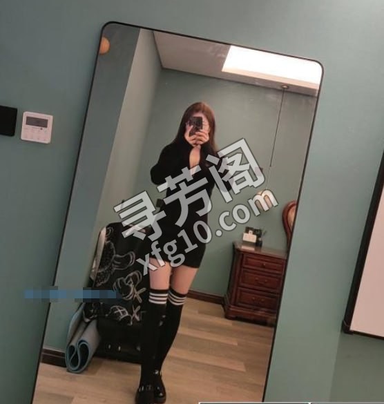 长安区小鱼儿 地方 年龄 25岁-30岁 颜值： 6分 500 项目 按摩，胸推，无套口，制服诱惑，该有的都有 2