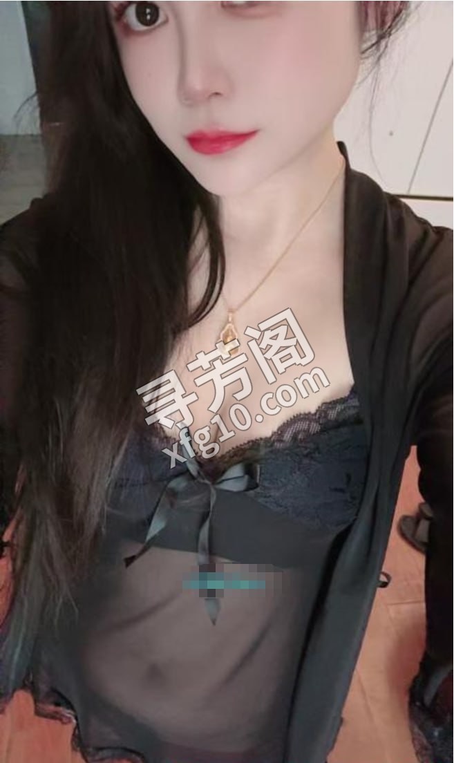 肤白风骚小骚货 地方 年龄 25岁-30岁 颜值： 6分 400 项目 全套该有都有 w，， 3
