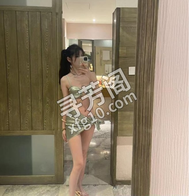 包河珍妮 位置 几岁 25岁-30岁 颜值＝ 6分 费用明细 800 项目 口、深喉、69、蛇纹、爱爱 号 3