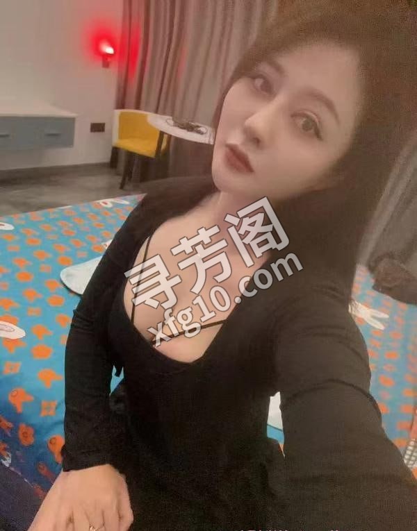 河东旧情人 地方 河东区 年龄 25岁-30岁 颜值： 6分 400 项目 口大胸推 鸳鸯浴 指滑 2