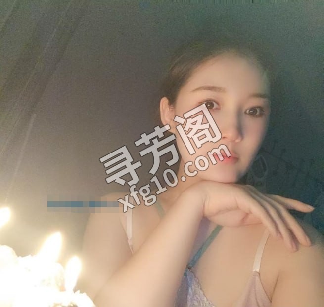 肥臀大胸小少妇 地区 年龄 25岁-30岁 颜值 6分 价格 500 服务 陪浴，调情，指滑，鼻息，舌耳，漫游 3