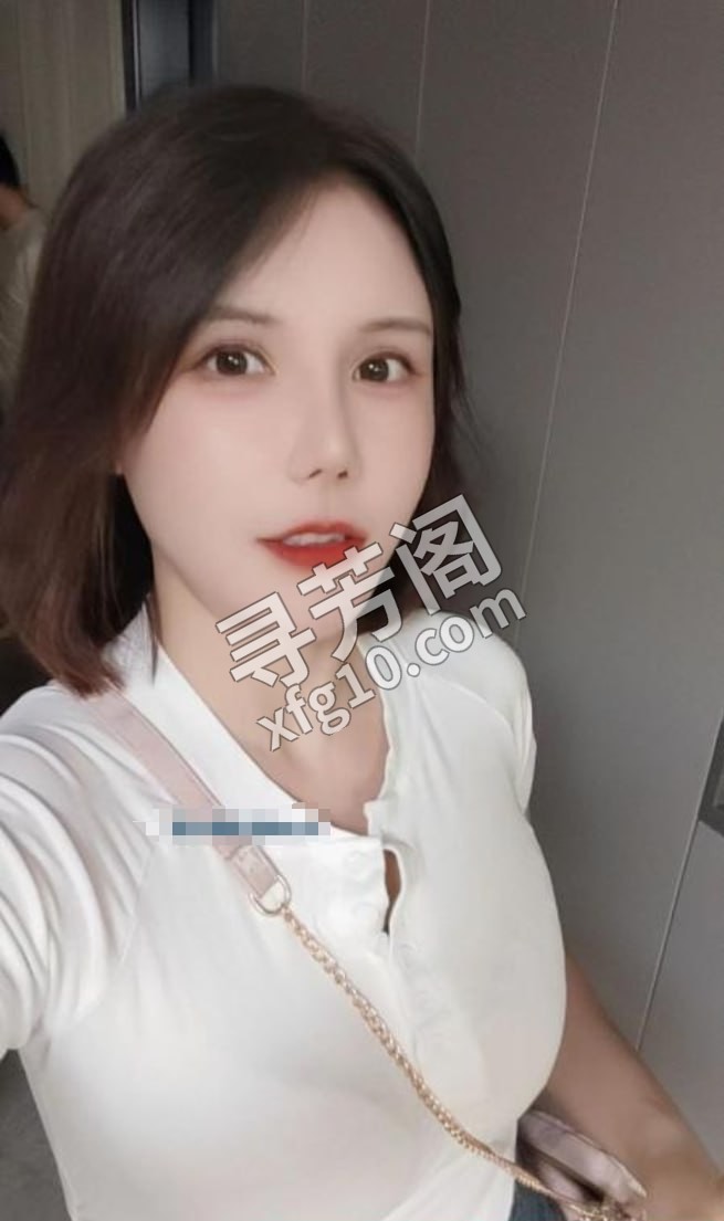 天河漫漫 地区 年龄 25岁-30岁 颜值 6分 价格 700 服务 sm 角色扮演 颜射 全套啪啪 2