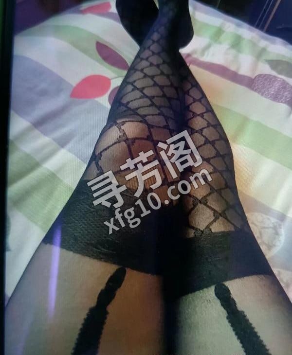 向工街泻火 地方 年龄 40岁+ 颜值： 5分 150 项目 做口活直活，带六九慢游，可以颜射 2