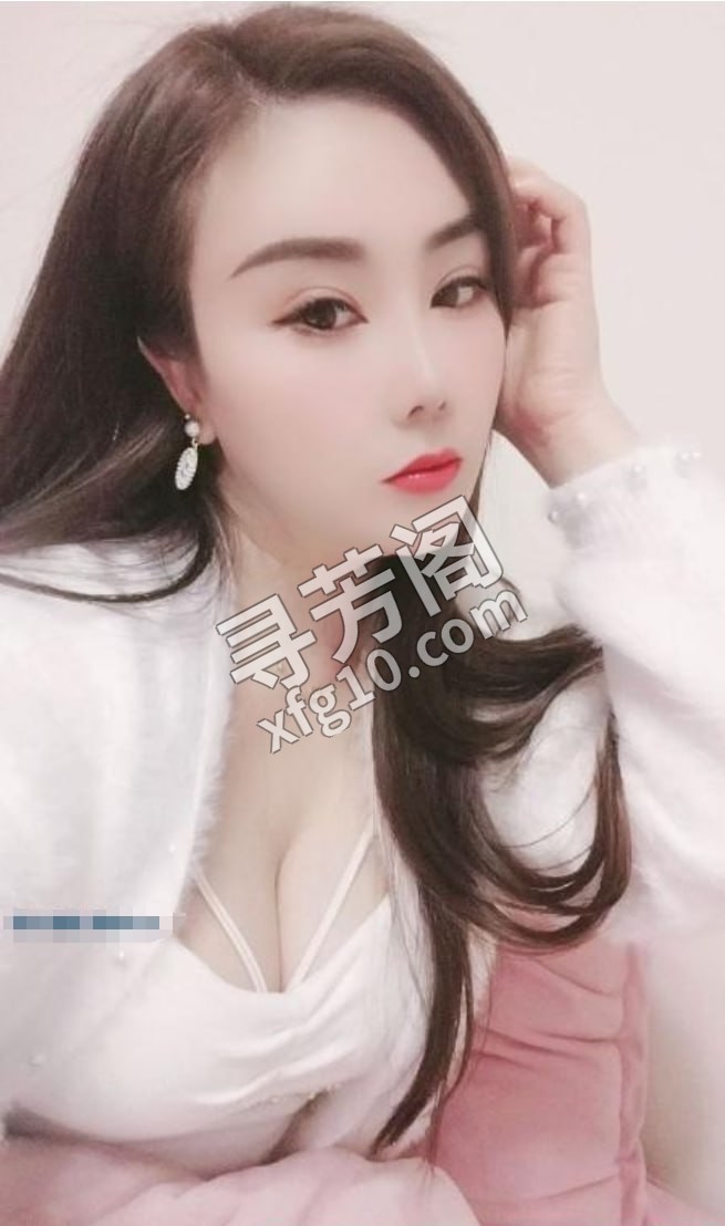 汉阳女人味少妇 地方 年龄 25岁-30岁 颜值： 6分 400 项目 亲胸、口、漫游，互动，啪啪 2
