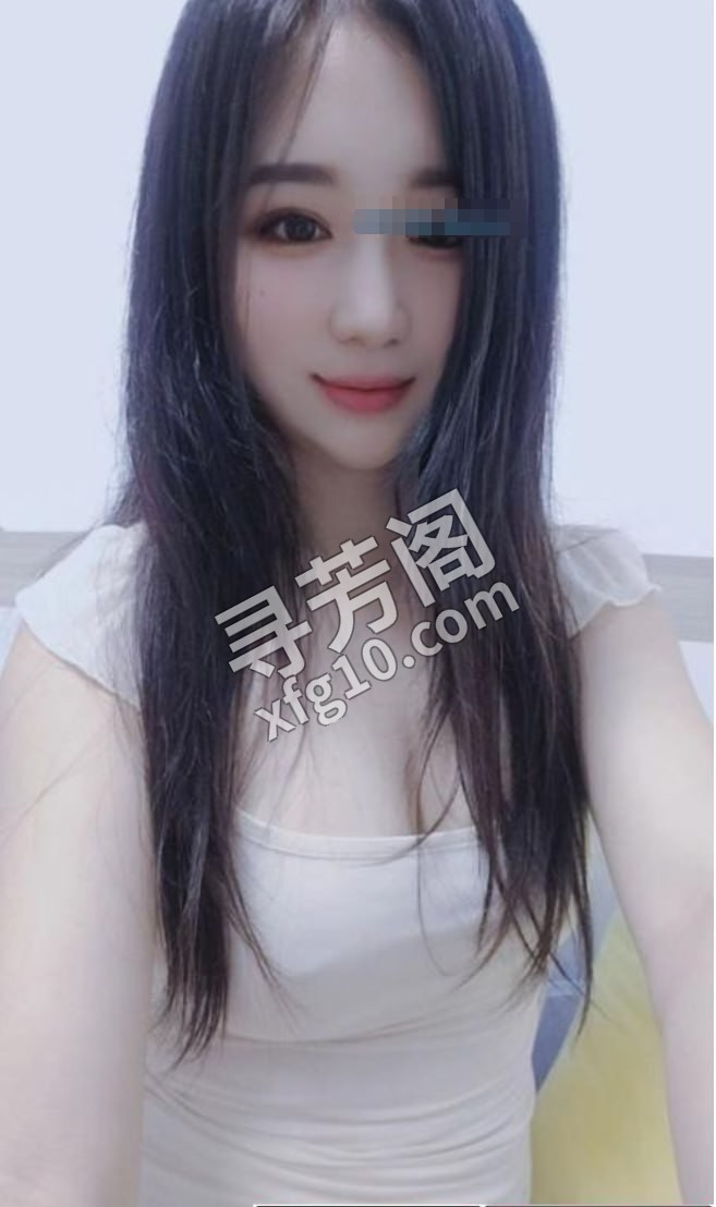 嘉禾米儿 地方 年龄 25岁-30岁 颜值： 6分 400 项目 鸳鸯浴 口吹 波推 漫游 十指弹琴 2
