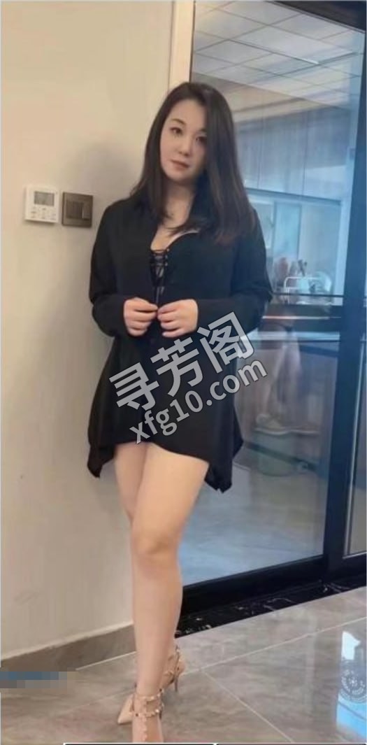 高挑身材美少妇 地方 年龄 30岁-40岁 颜值： 6分 500 项目 口，毒龙，六九，按摩，啪啪 2