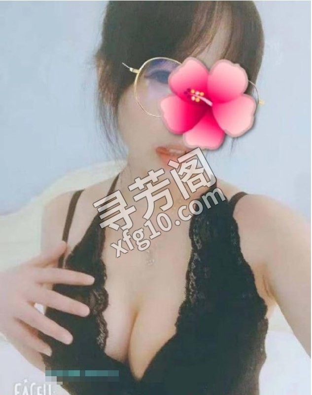 江北性感少妇 地方 大渡口区 年龄 25岁-30岁 颜值： 6分 400 项目 鸳鸯浴，舌吻，KT，KB 2