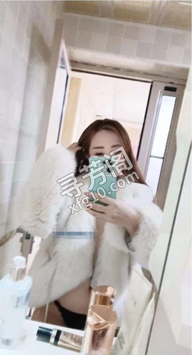 津南喷水少妇 位置 津南区 几岁 25岁-30岁 颜值＝ 6分 费用明细 400 项目 口、大、情趣、制服 2