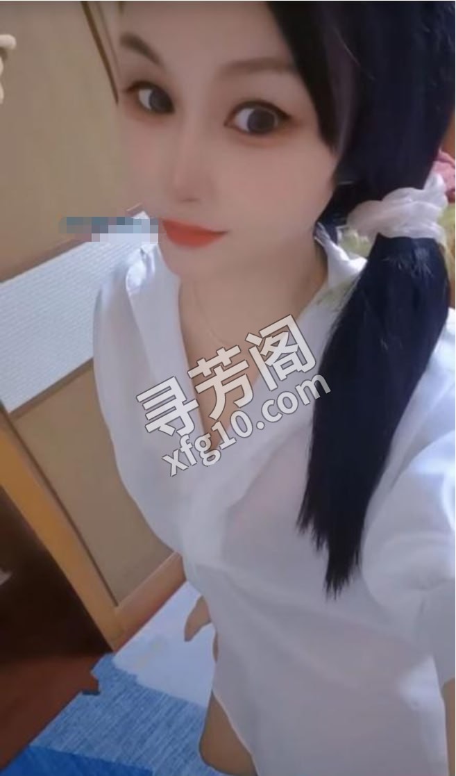 项目系真真老师 地方 年龄 25岁-30岁 颜值： 6分 500 项目 胸推、过水、漫游、舔胸、舔耳朵、舔蛋 2