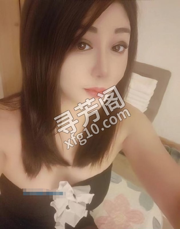 风骚瞳瞳 位置 几岁 25岁-30岁 颜值＝ 6分 费用明细 400 项目 丝袜诱惑，漫游调情，冰火两重天 3
