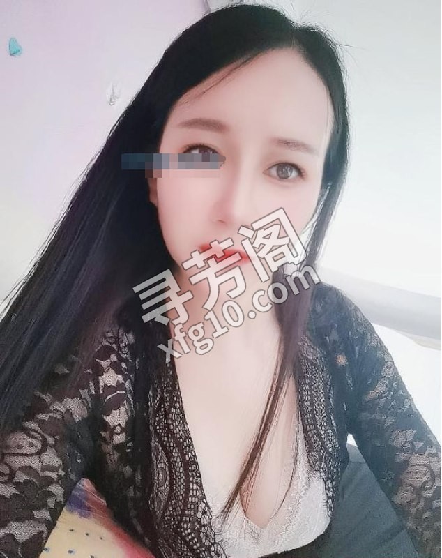 沌口经开万达丹丹 位置 几岁 25岁-30岁 颜值＝ 6分 费用明细 400 项目 鸳鸯浴，69，口爆，舌吻 3