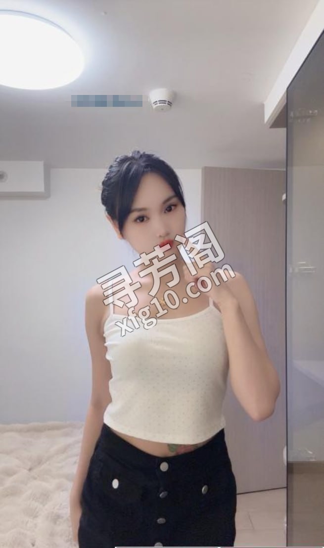 媛媛炮架子项目天使 位置 几岁 18岁-20岁 颜值＝ 8分 费用明细 600 项目 水中萧，胸推，鸳鸯浴 2