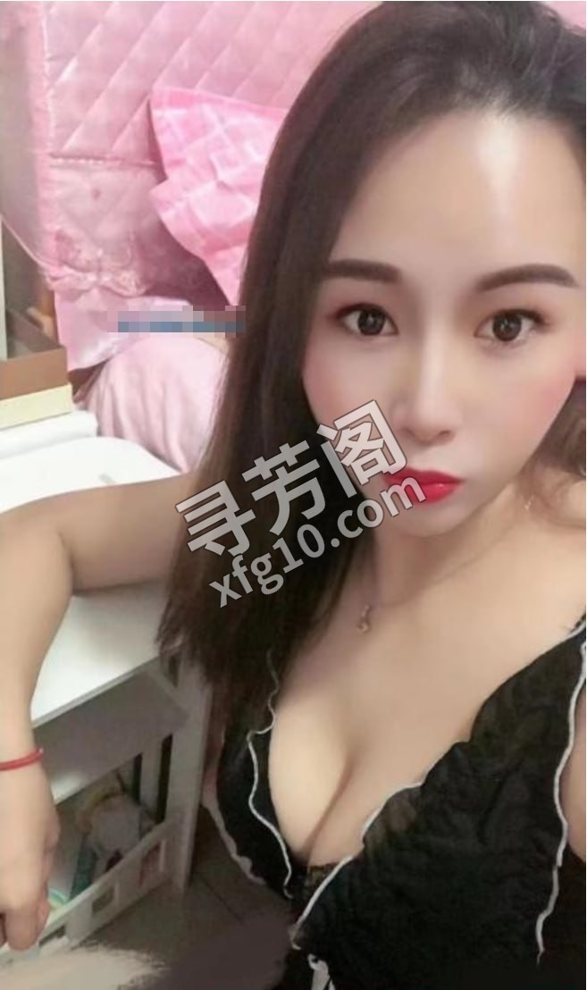 黄浦娟娟 地区 年龄 25岁-30岁 颜值 6分 价格 400 服务 全套服务 添加妹子的 说明： 2