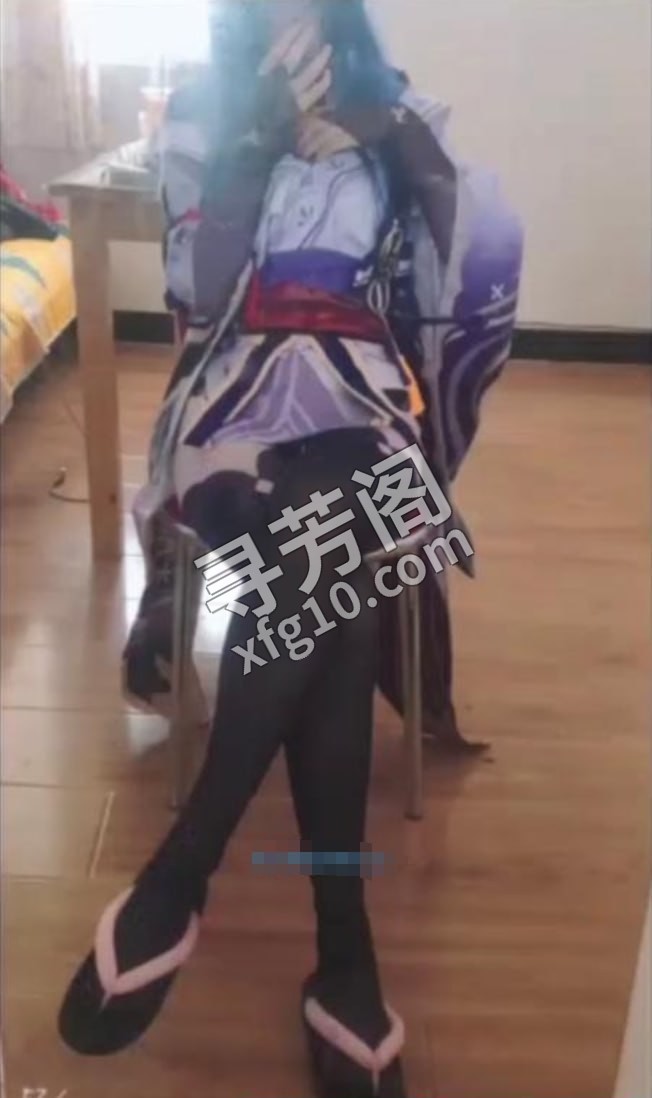 广州coser乔初 位置 几岁 25岁-30岁 颜值＝ 6分 费用明细 400 项目 胸推 乳交 深喉 口爆 2