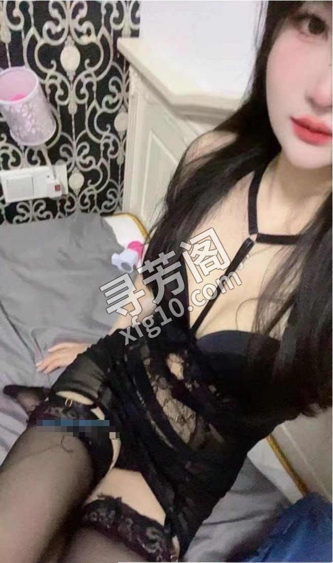 惠城靓妹雪儿 位置 几岁 25岁-30岁 颜值＝ 6分 费用明细 700 项目 鸳鸯浴，水中箫，舌吻，毒龙 2