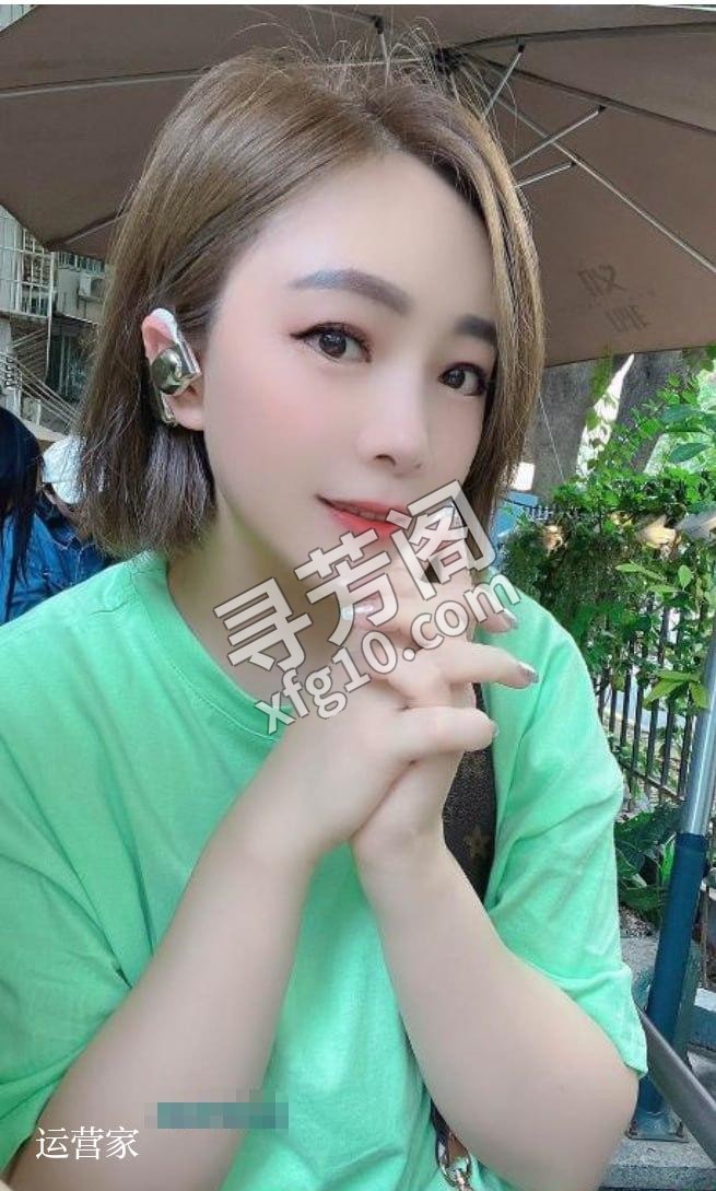 轻熟眼镜姐姐 地方 年龄 25岁-30岁 颜值： 6分 400 项目 鸳鸯浴，口，环游，刮痧，舌吻，毒龙，69 3