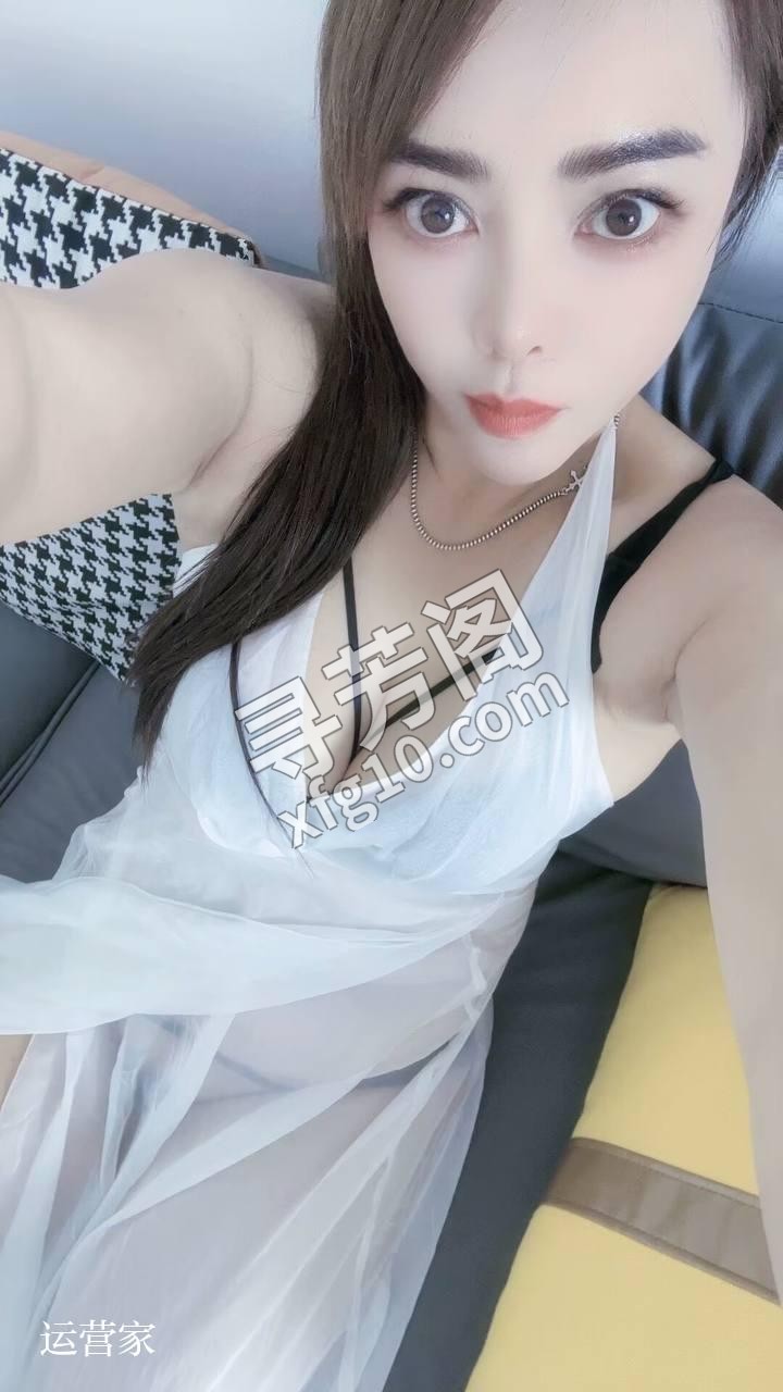 铁西400 皮肤很白很滑，胸不大但是很挺 4