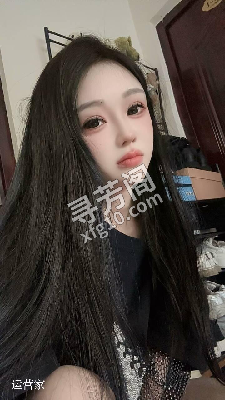 上城 800 听朋友分享的一个居家老师，抱着试一试的心态去的 2