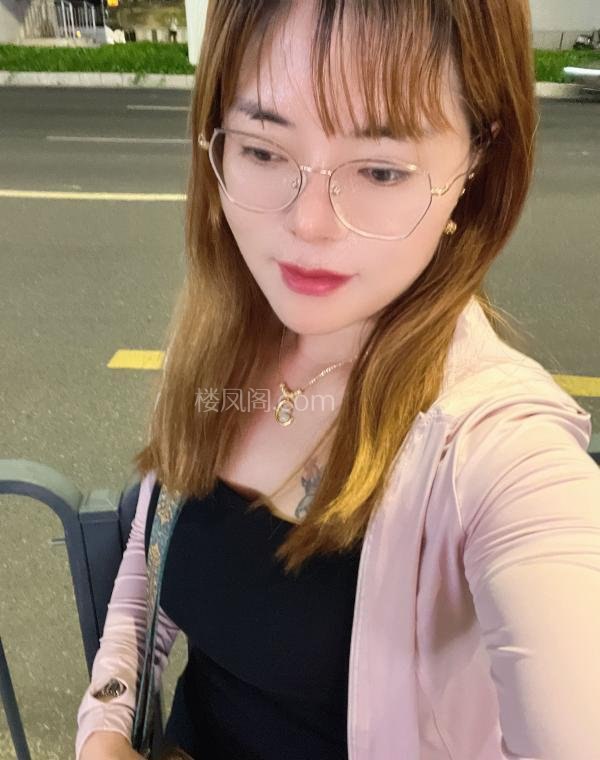 深圳龙华楼凤 3