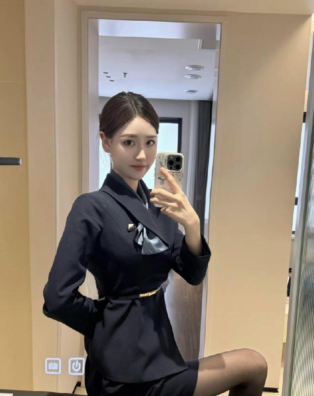 [上海-浦东新区]上海销售姐姐为了生活短 2