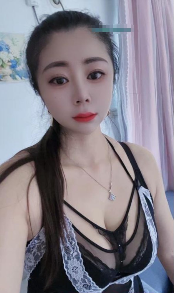 大胸金莲 3