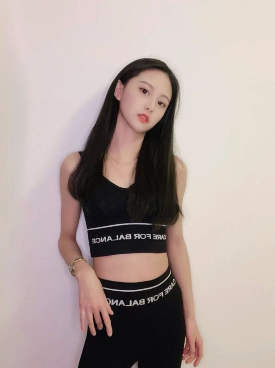 标题:皮肤嫩白刚毕业学生妹 2