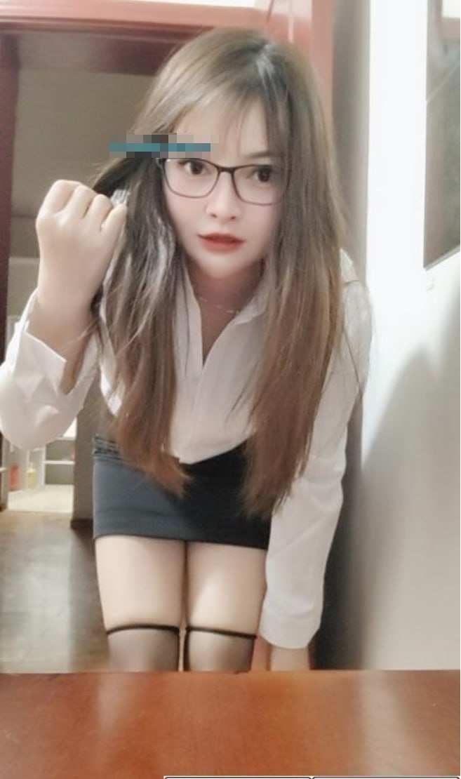 体验章贡大奶白虎 2