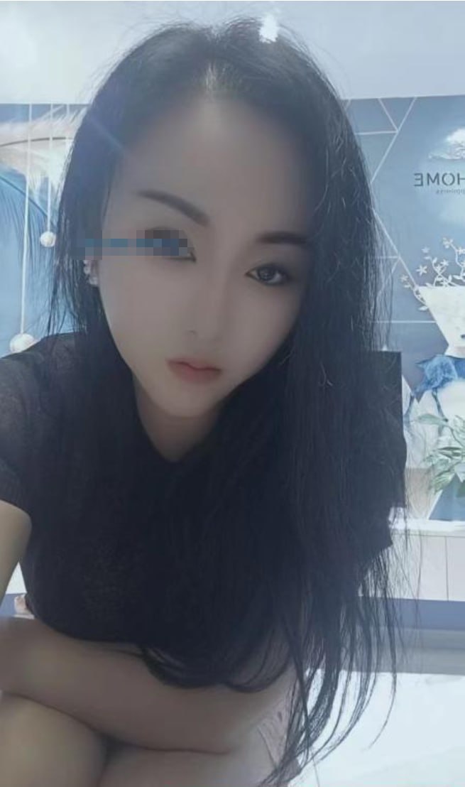流亭机场风骚少妇 3