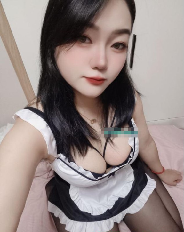 青岛六十一中学旁的小楼凤 2