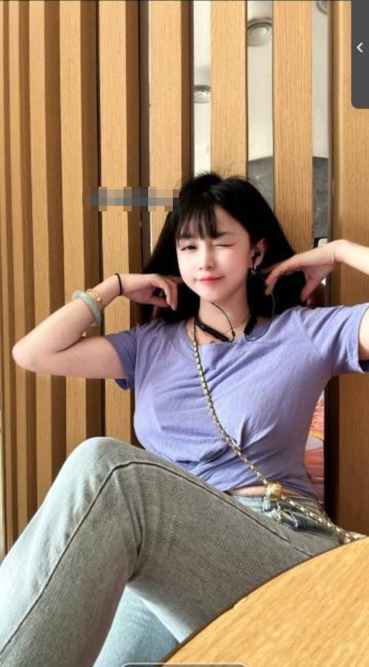 大胸妹子 2