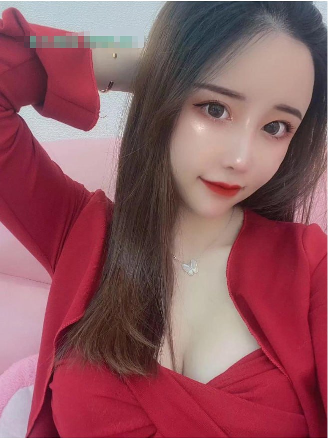 年轻极品离异少妇 2