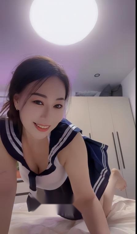 蜀山性感制服大奶丽霞 5