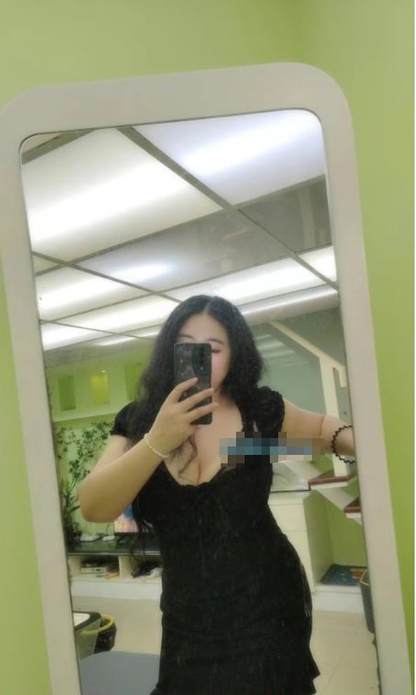 大巨乳露露 2