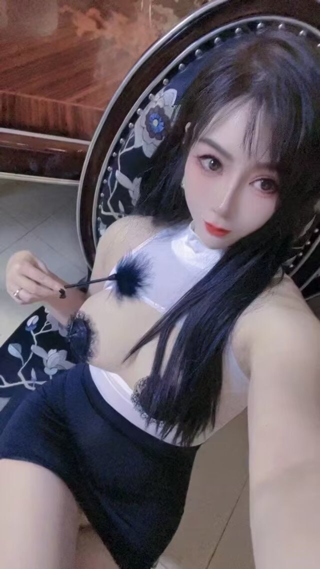 制服诱惑骚货 3