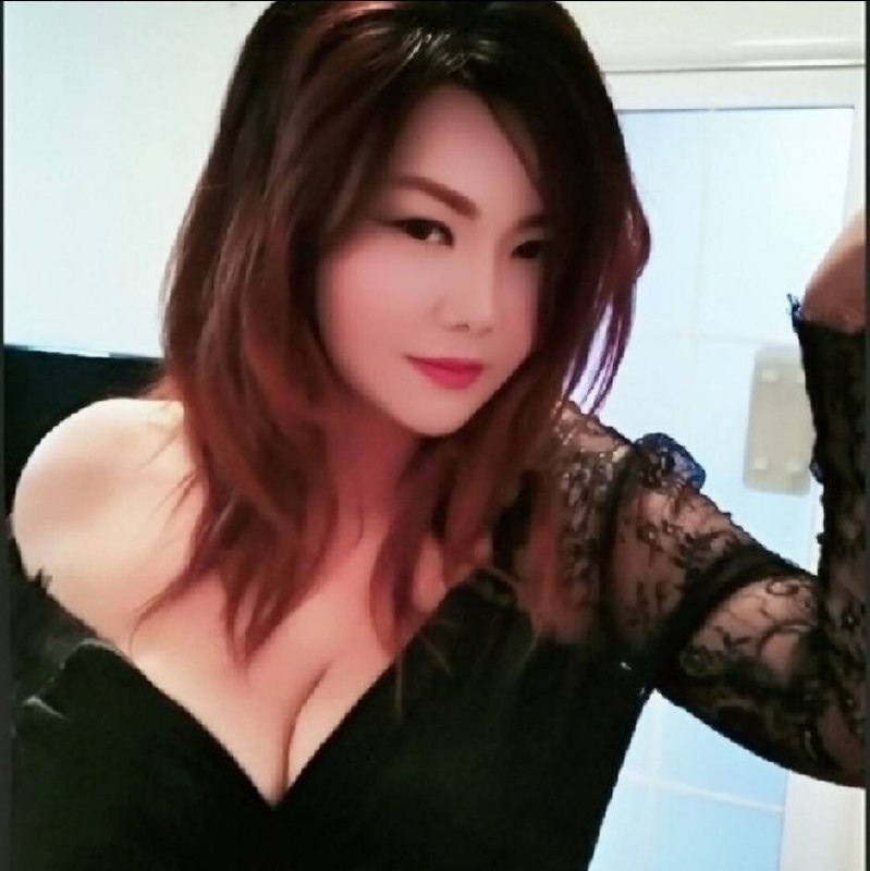 体验大奶大屁股熟女 3