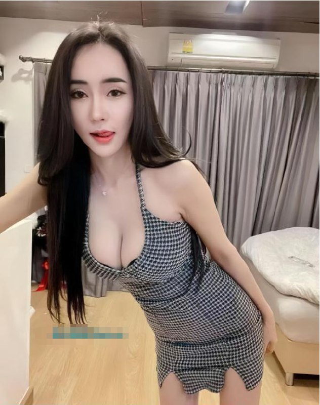 美乳小骚女玲儿 4