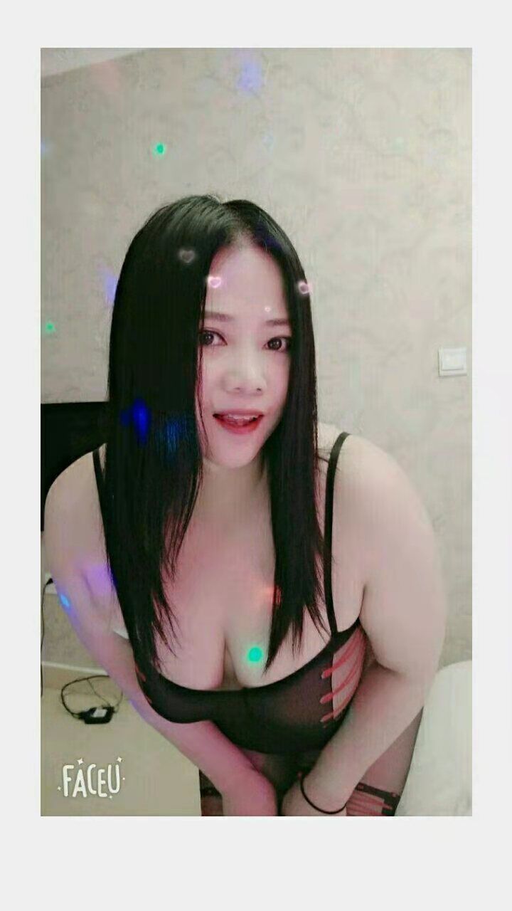 渝北风骚白皙大胸少妇 2