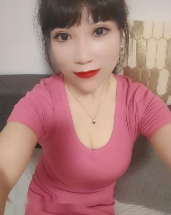 深圳龙华楼凤 3