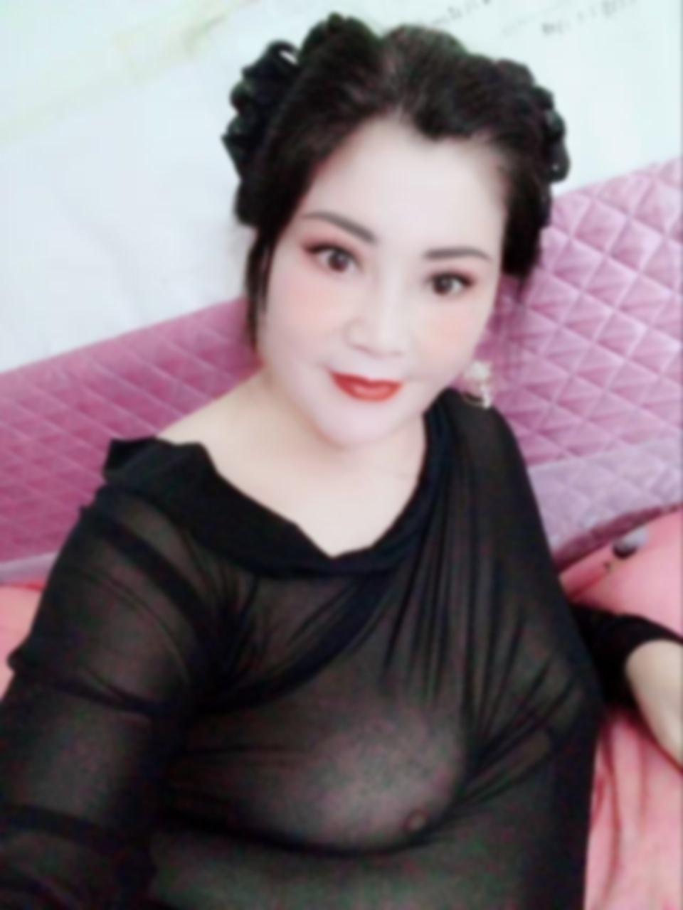 上海杨浦那位丰满熟女，身高164、130 3