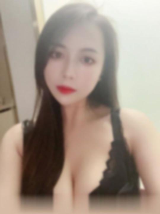 在长沙的夜晚，一位风情万种的熟女正等着你 2