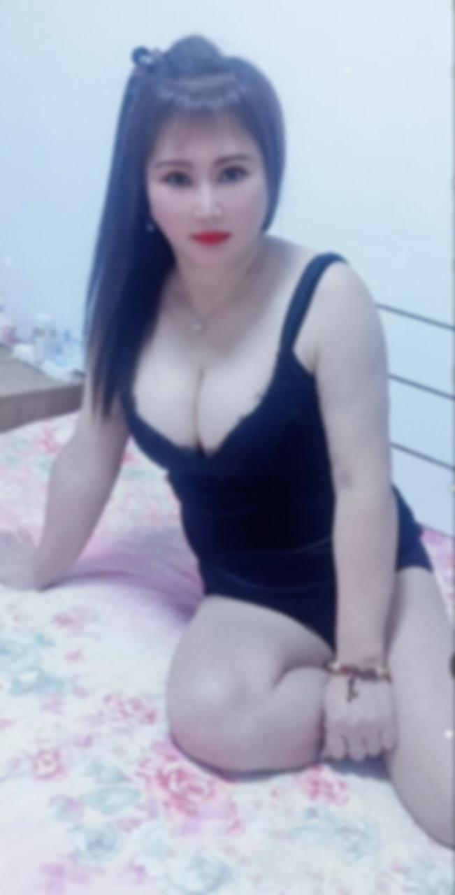 浦东金桥的小柔，36岁熟妇，身高158厘 2
