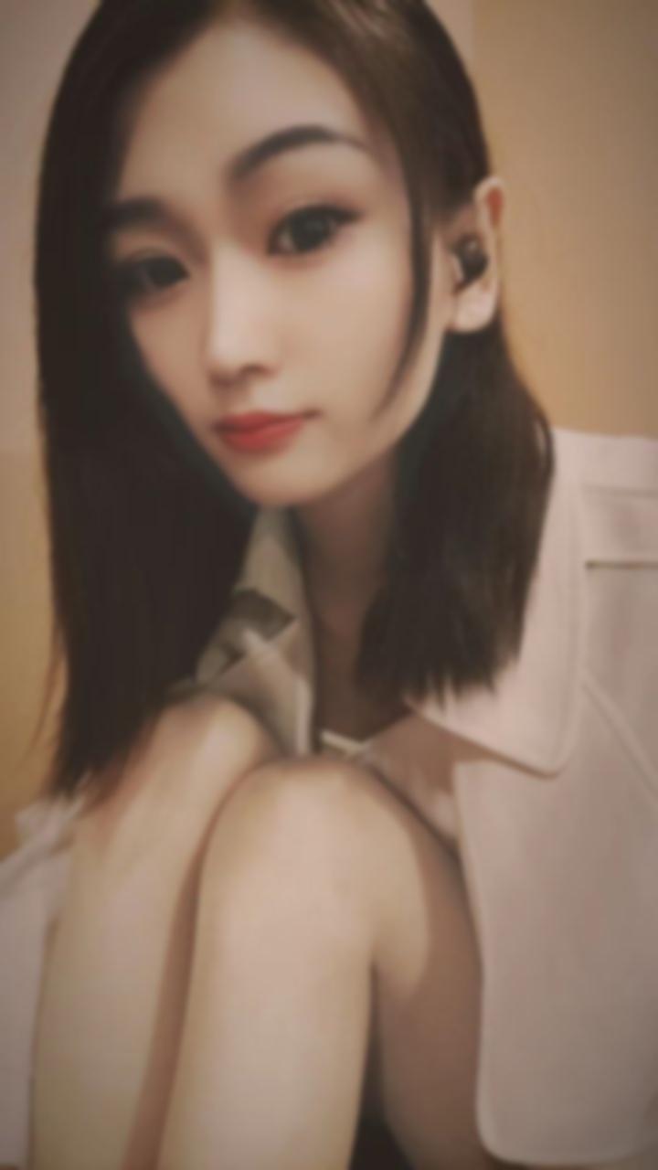 浦口桥北的苏苏老师27岁，笑起来像小妻子 5