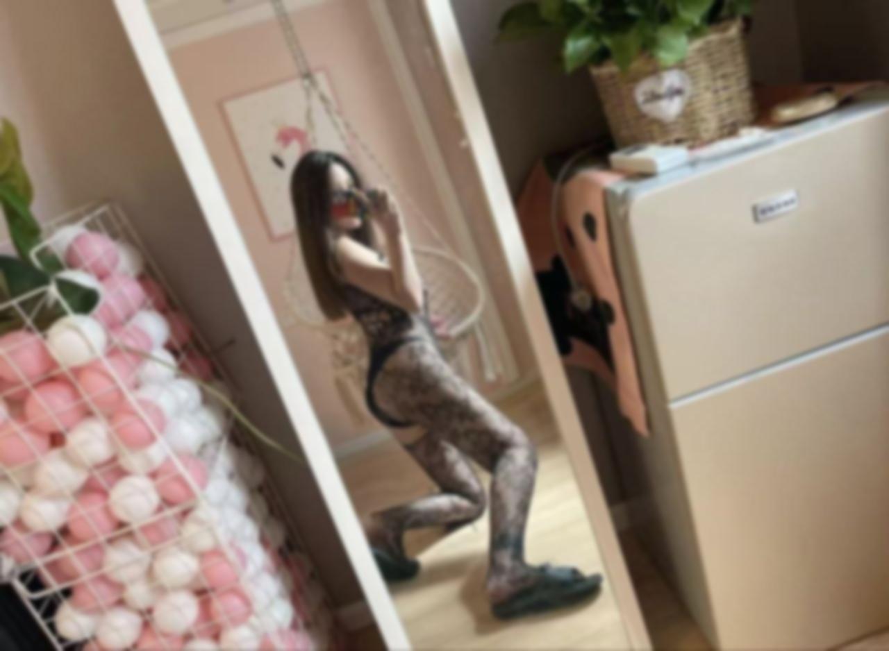 杭州的爆乳长腿骚御姐来了，25到30岁之 4