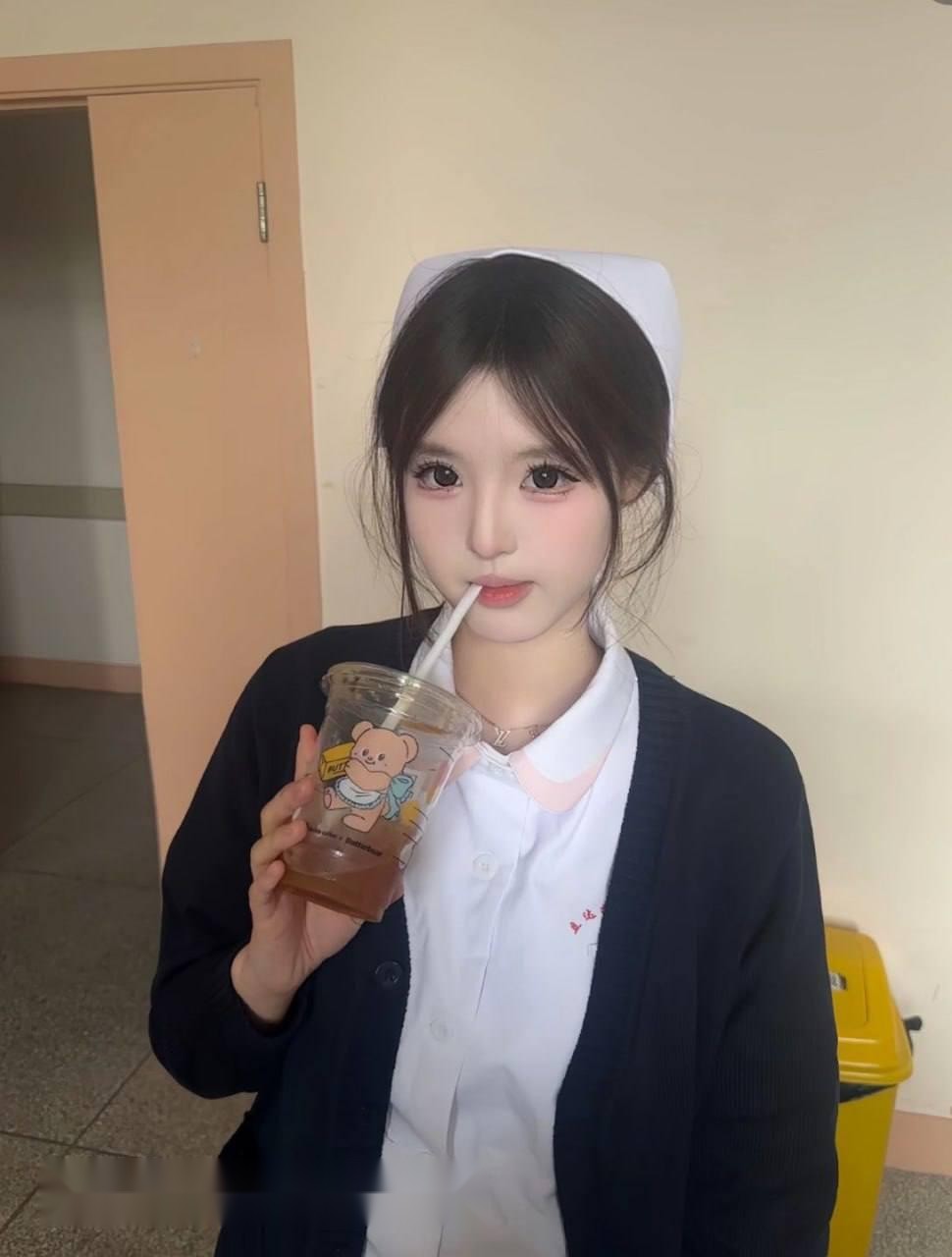 标题 纯欲敏感多汁嫩妹 3