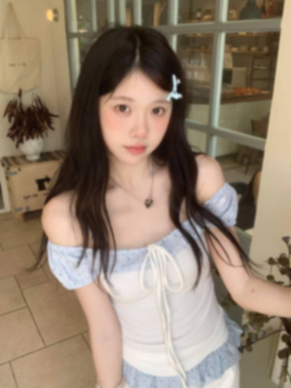 在昆明街头邂逅这位23岁邻家小妹，她清纯 3