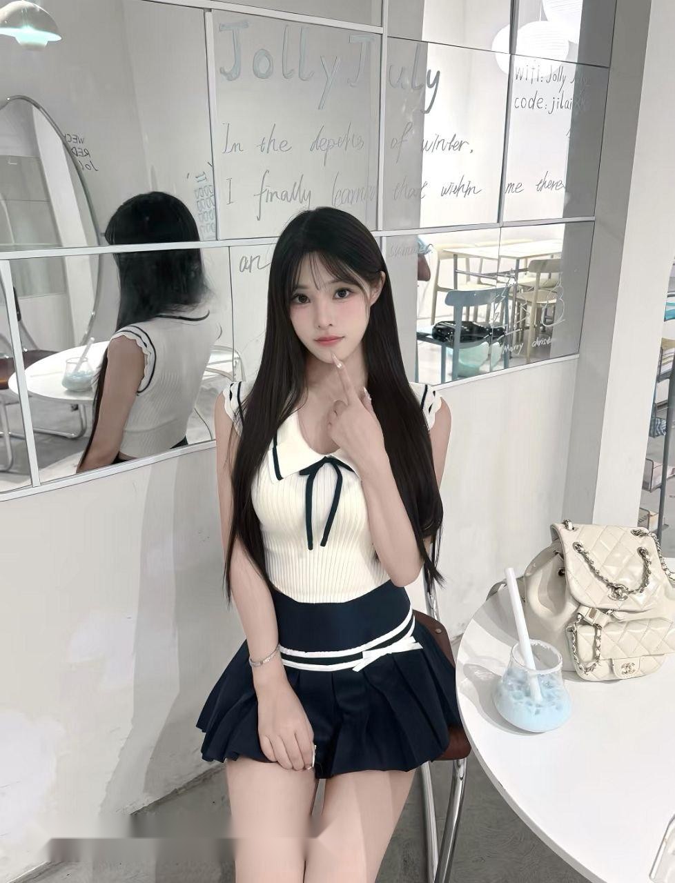 天津全区高端楼凤，极品妹妹身材火辣，主动 2