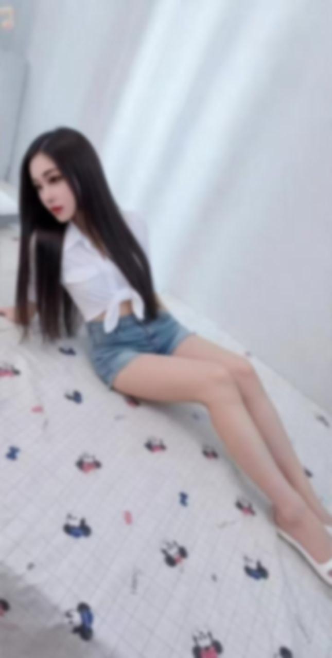 上海浦东的熟女萌萌38岁，身高160体重 5