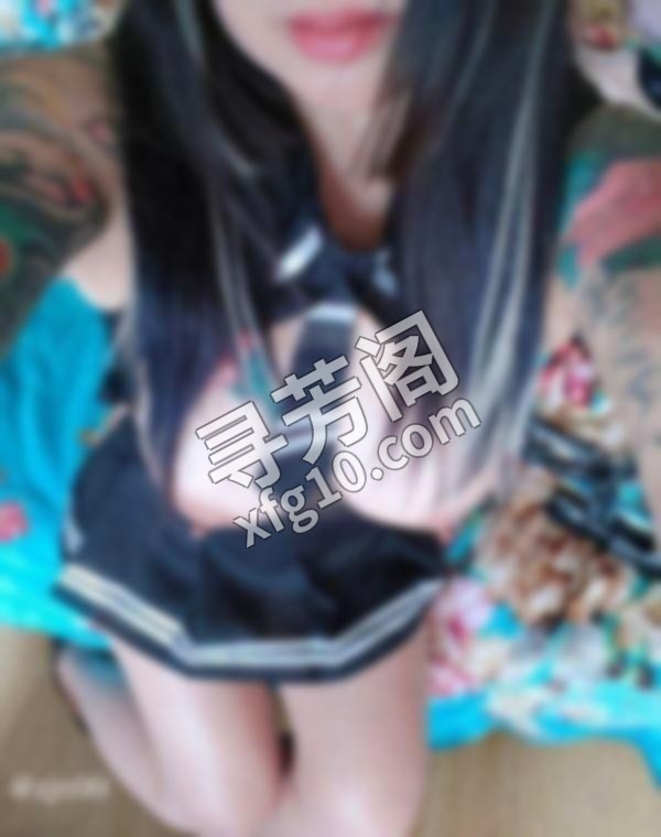 上海 徐汇 纹身巨臀骚熟女 徐汇区宜山路钦州花苑 . 4