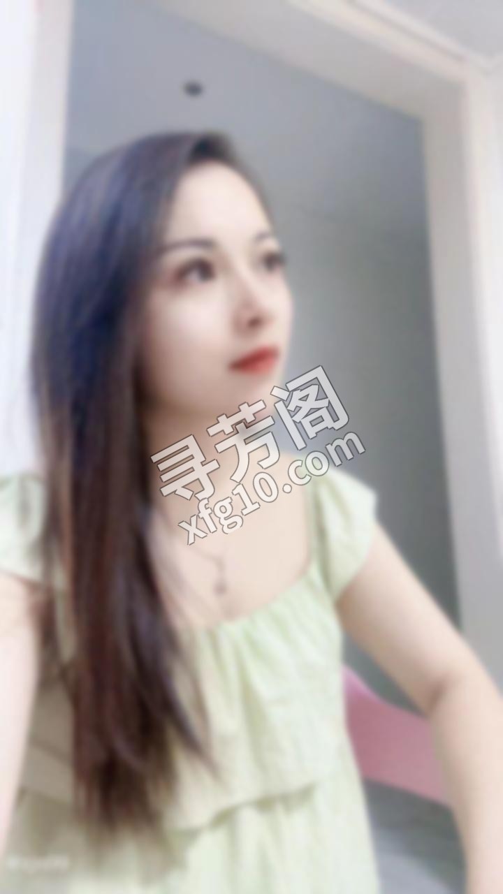 上海 宝山 少妇小北 年龄：30 地区：湖南乡妹子 身高：158 体重：45kg 胸围：C 400/KB 2